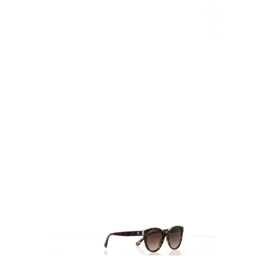 Chanel CC Tortoise Butterfly Sunglasses in Brown Acetate - Picture 6 of 8